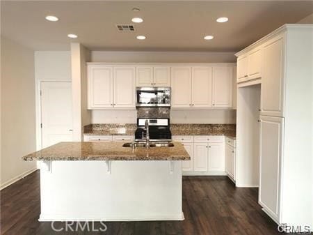 Building Photo - 3055 E Via Fiano