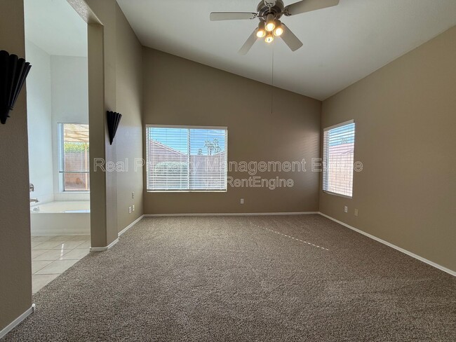 Building Photo - 4721 E Bighorn Ave