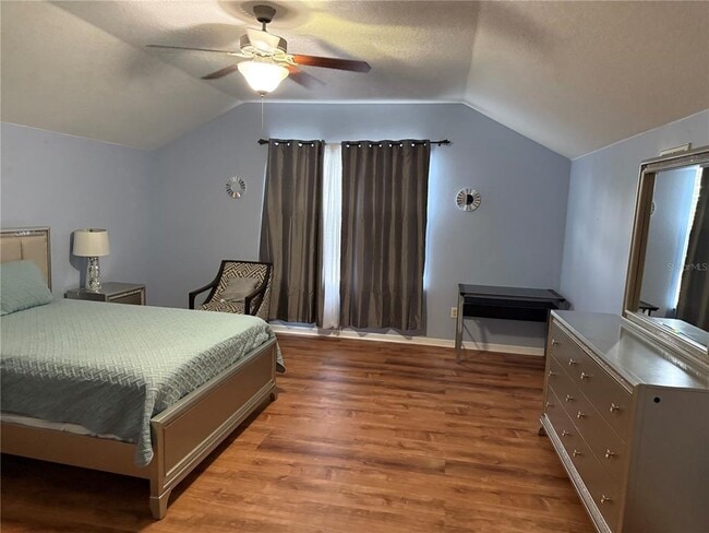 Building Photo - 434 Kings Path Dr