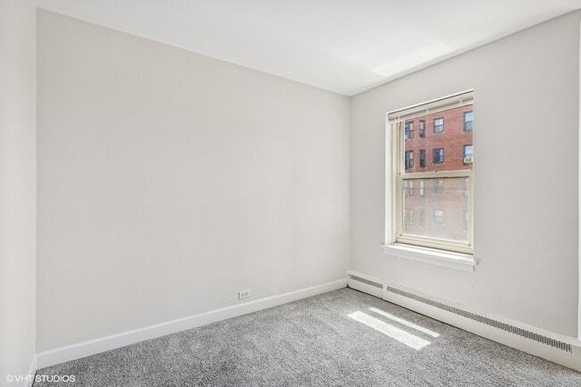 Building Photo - 4920 N Marine Dr
