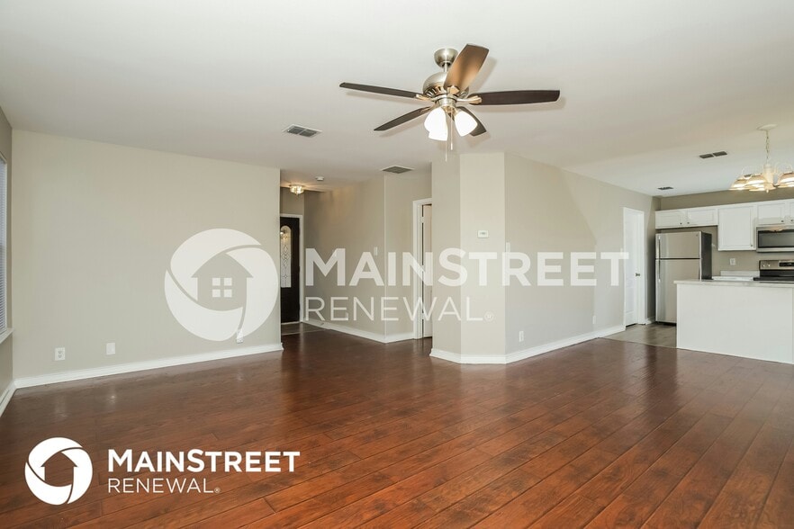 Building Photo - 3927 Nuttall Oak Dr