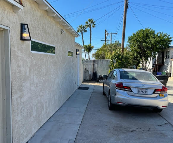Building Photo - 5624 Meade Ave