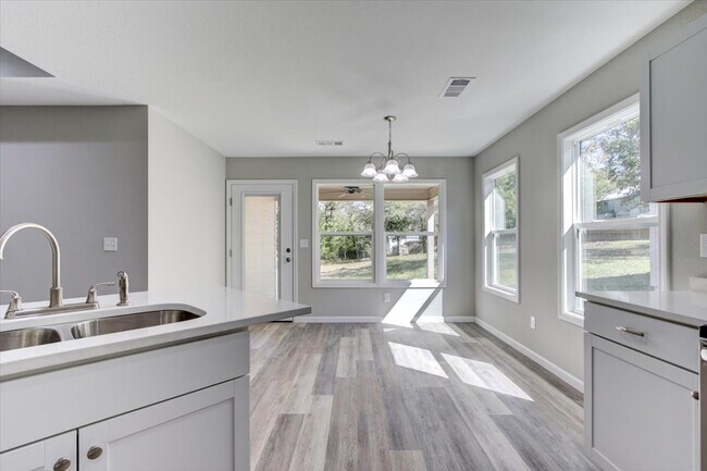 Building Photo - 203 Elysian Hills Dr