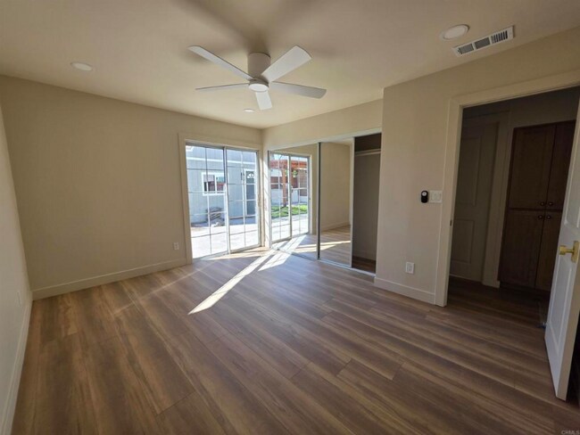 Building Photo - 1196 Danober Dr