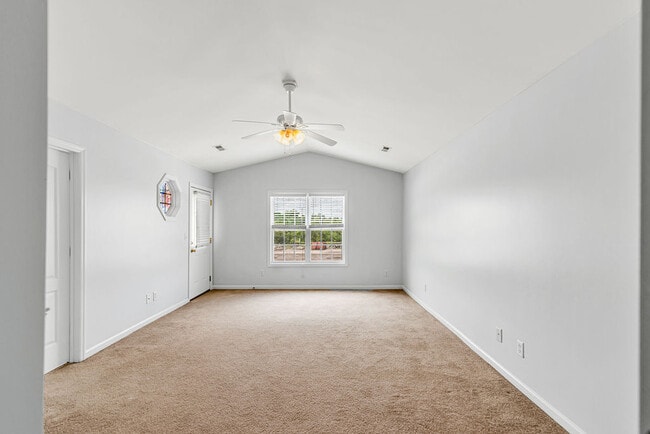 Building Photo - 209 Triton Ln