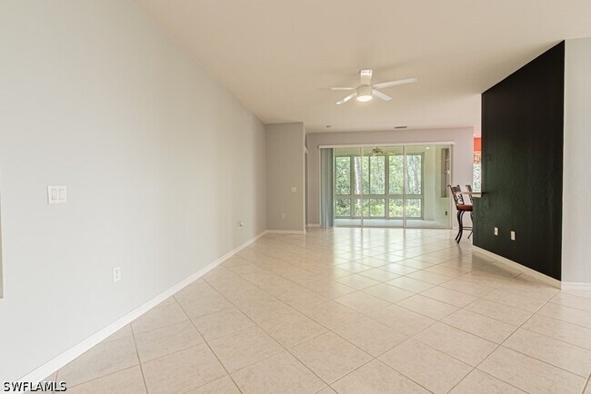 Building Photo - 2215 Hawksridge Dr