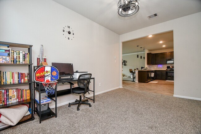 Building Photo - 2519 Sunlit Meadow Trl