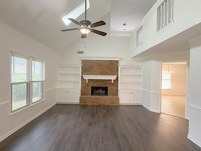 Building Photo - 7472 Hedgington Dr