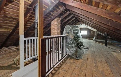 Building Photo - 172 Sisson St