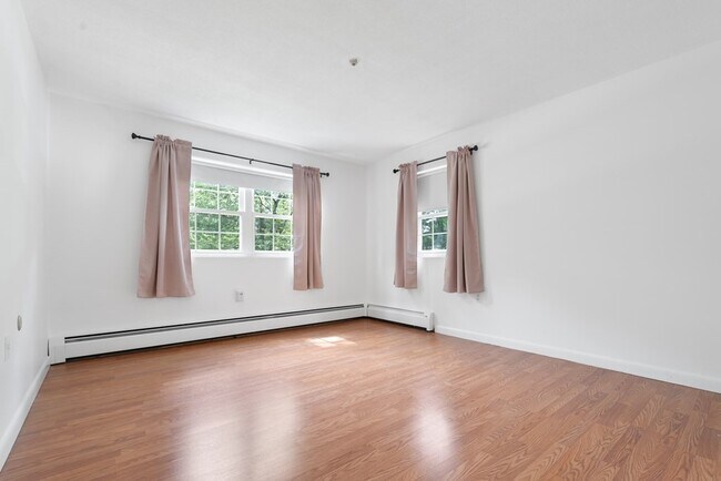 Building Photo - 50 Farrwood Ave