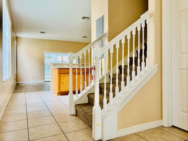 Building Photo - 1707 Retreat Cir