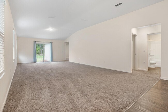 Building Photo - 22 Caminha Rd