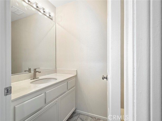 Building Photo - 6327 Gladiola Cir