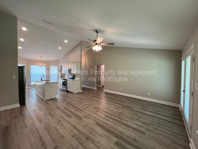 Building Photo - 6937 Trail Ride S