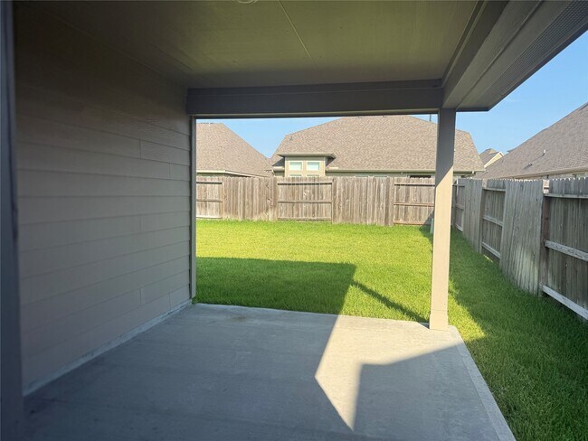 Building Photo - 15310 Dinnet Berm Dr