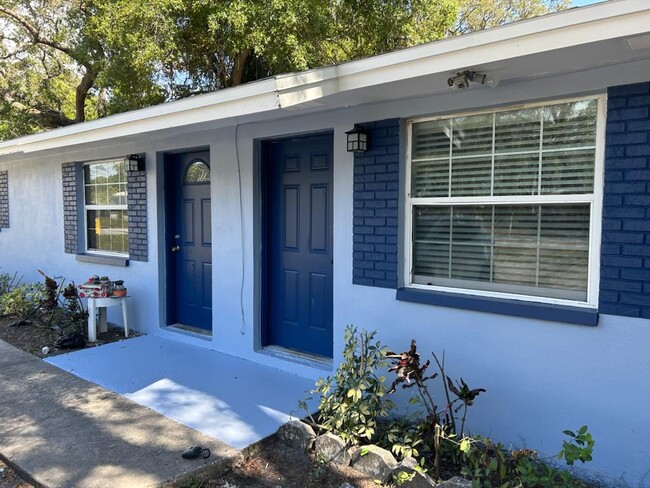 Building Photo - 1354 Tioga Ave.