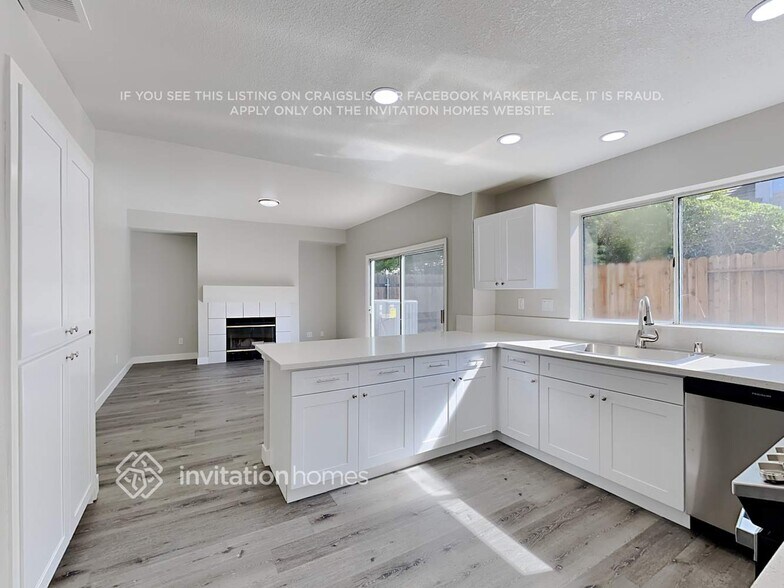 Building Photo - 8532 Brisenbourg Way