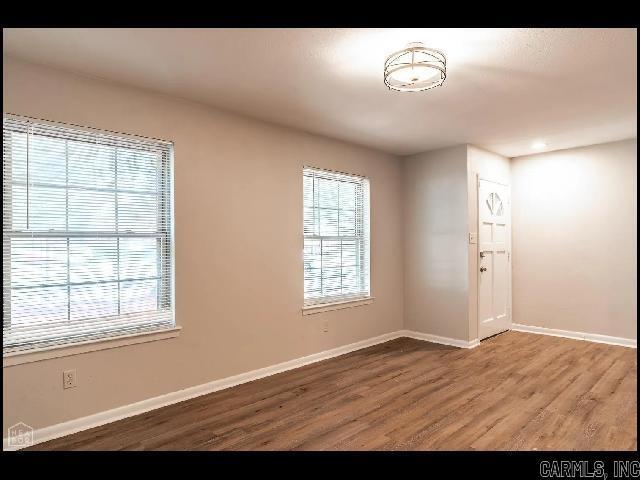 Building Photo - 6809 Canna Rd