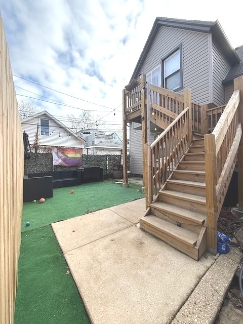 Building Photo - 2115 W Barry Ave