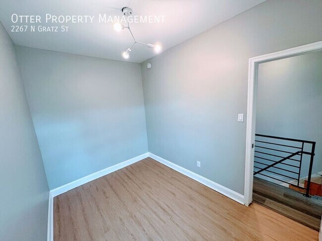 Building Photo - 2267 N Gratz St
