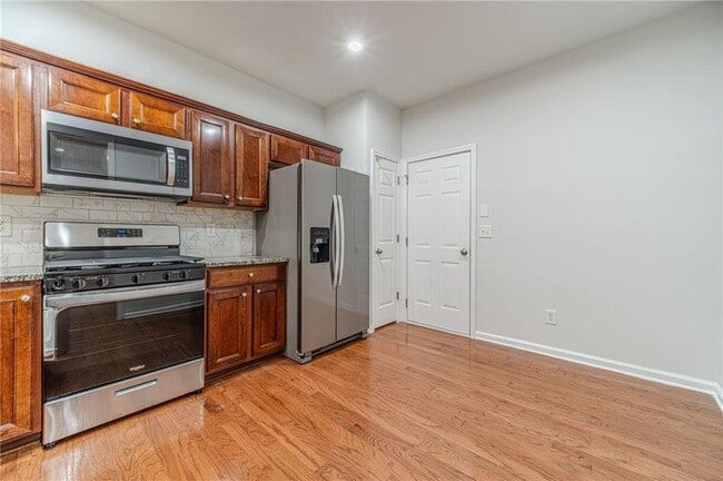 Building Photo - 2061 Fosco Dr NW