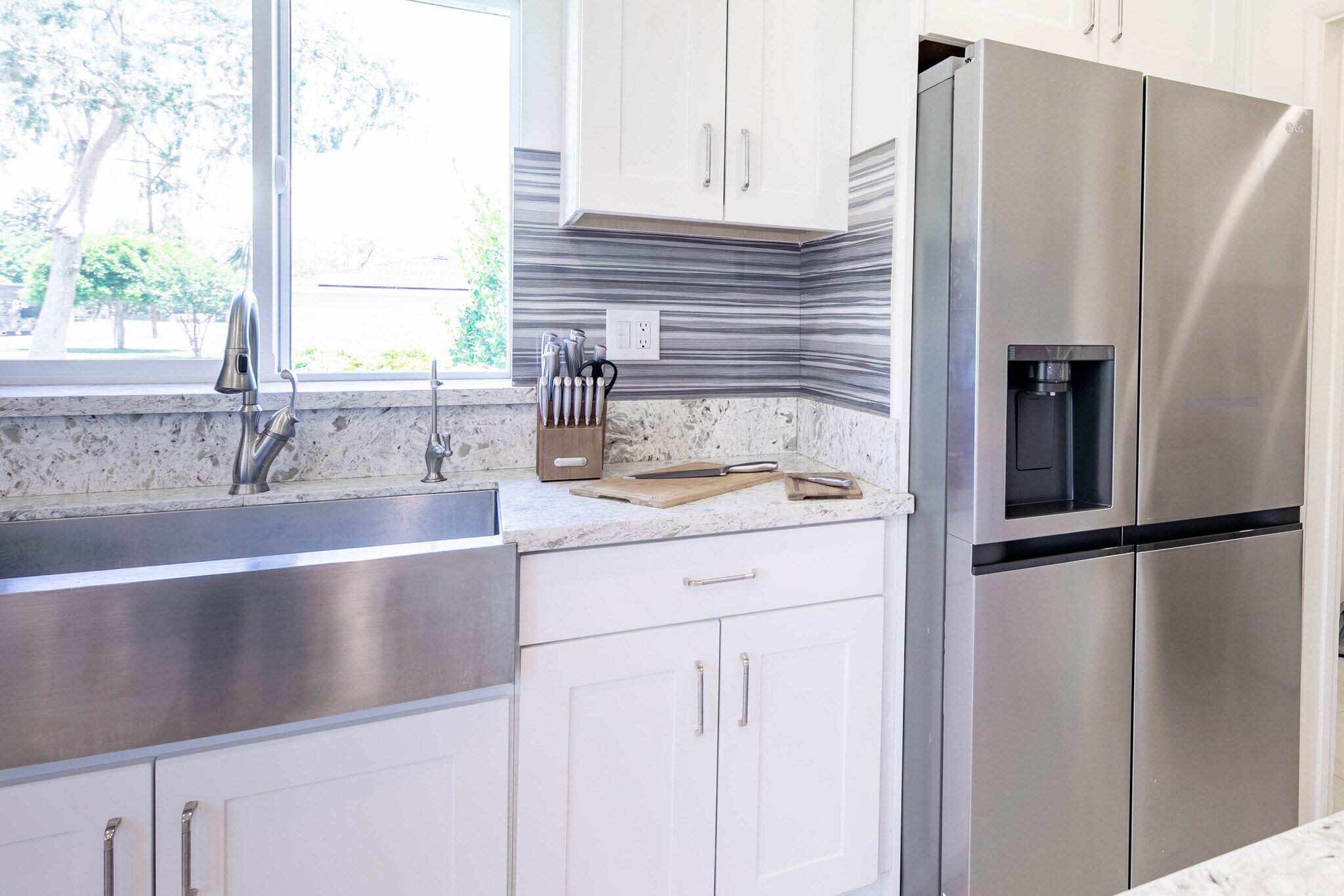 Building Photo - 9088 Emperor Ave