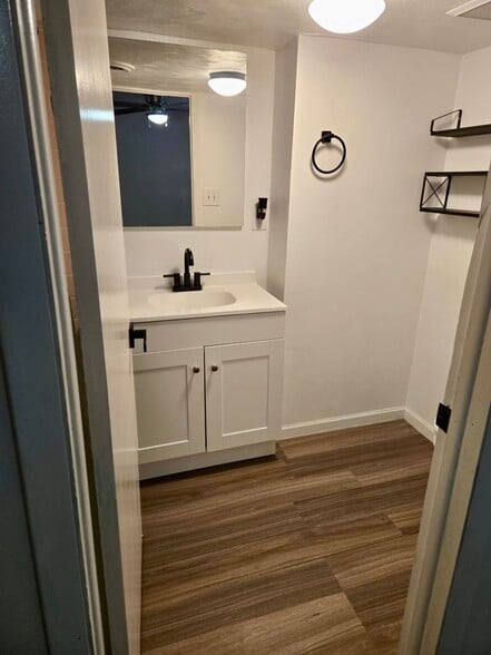 Downstairs bathroom - 2612 Louisiana Ave