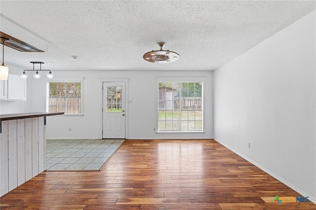 Building Photo - 1917 Nevada St