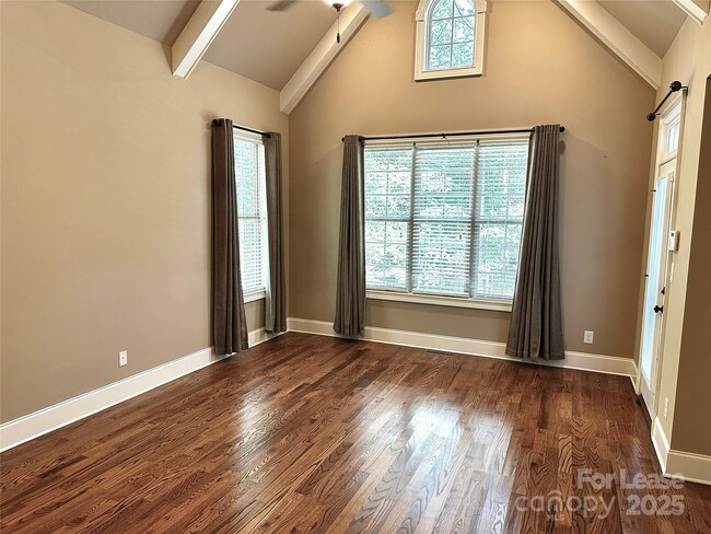 Building Photo - 4642 Gold Finch Drive