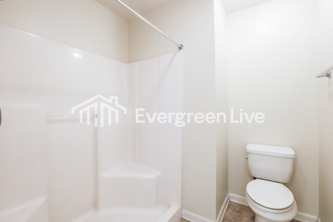 Building Photo - 2017 Lisa Walk Dr