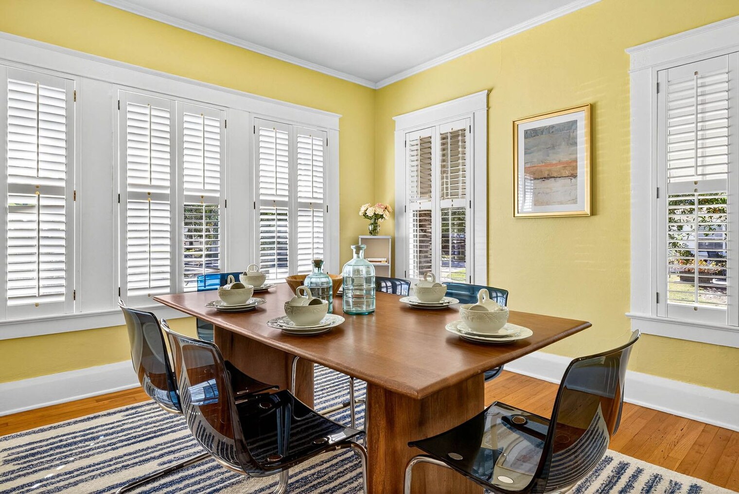 Building Photo - 3321 W San Juan St