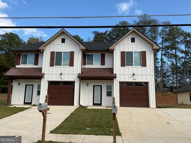 Primary Photo - 34 Lyons Dr NW