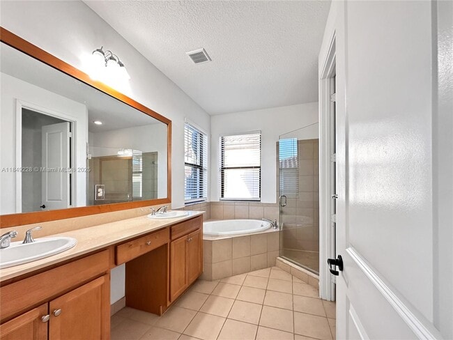 Building Photo - 3275 W 96 Pl