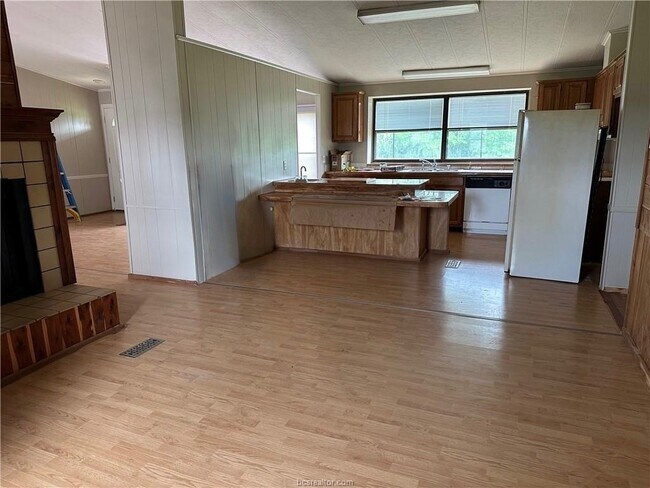 Building Photo - 3305 Luza Ln