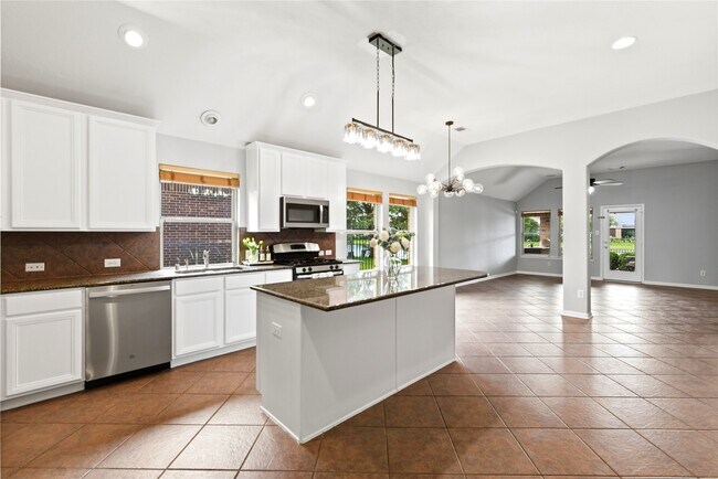 Building Photo - 26210 Christen Canyon Ln