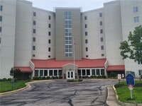 Building Photo - 301 Beacon Ridge Dr