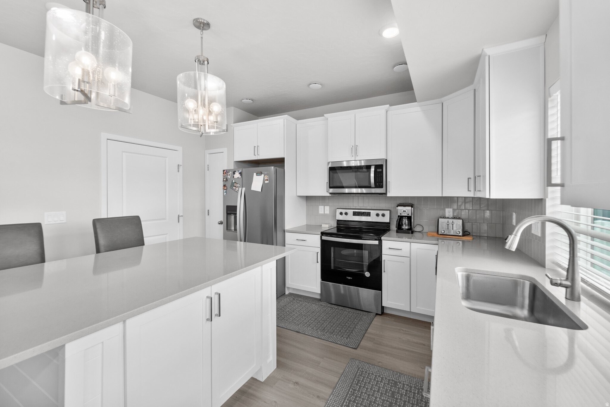 Building Photo - 41 E Brushy Canyon St