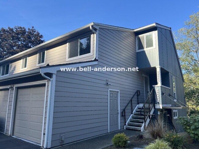 Primary Photo - 2 Bedroom, 2 bath condo