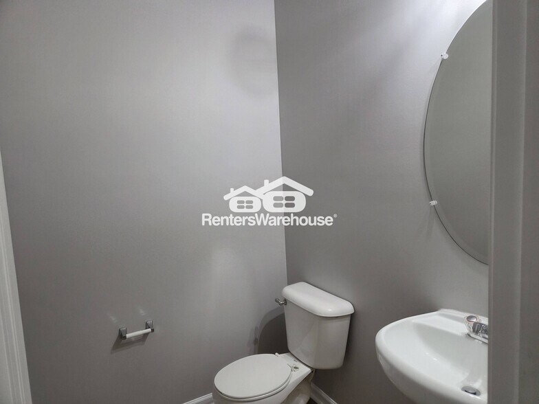 Building Photo - 4410 Ambassador Way