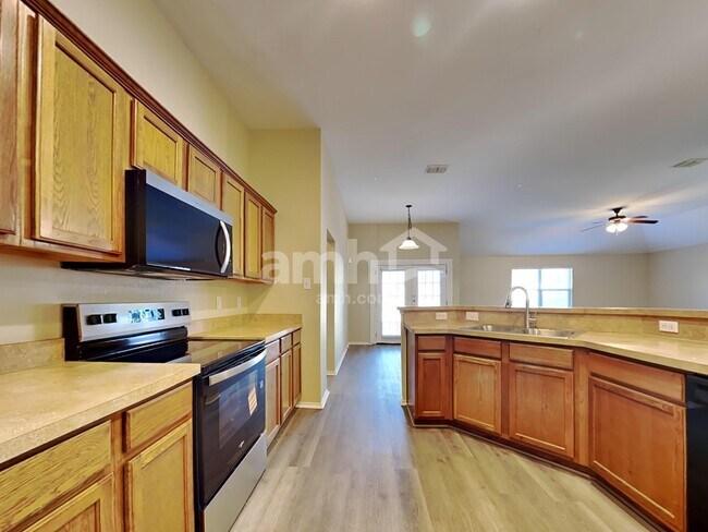 Building Photo - 1349 Illinois Ave