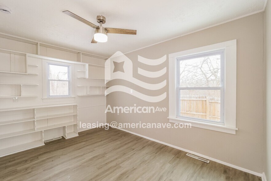 Building Photo - 8317 Olive St