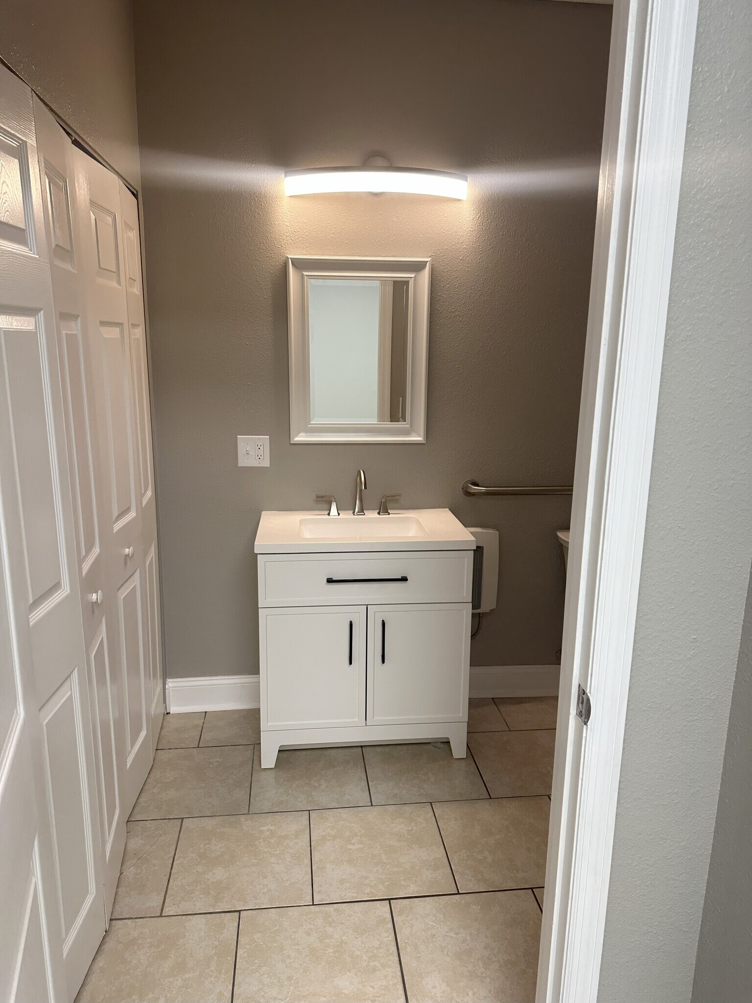 Building Photo - 1472 S Mayo Trl