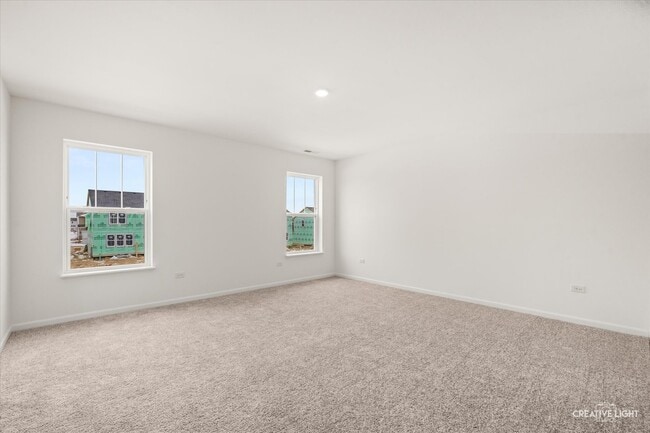 Building Photo - 142 Henderson St