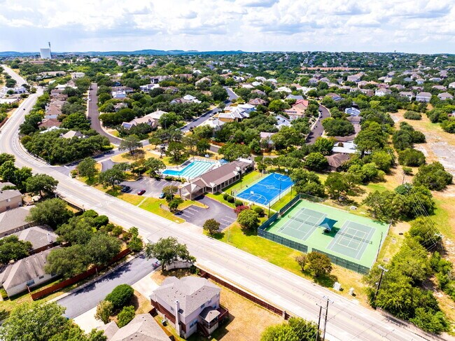 Building Photo - This is the one that checks all the boxes.