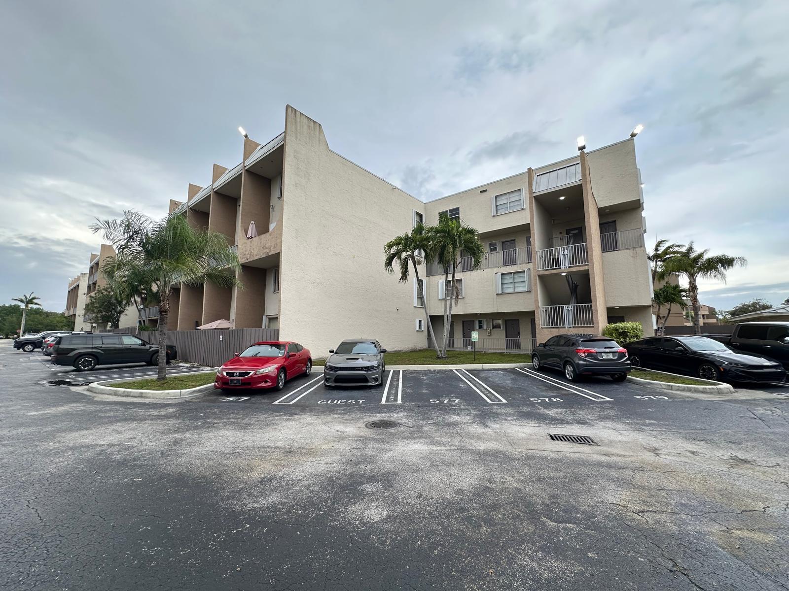 Building Photo - 10900 SW 104th St