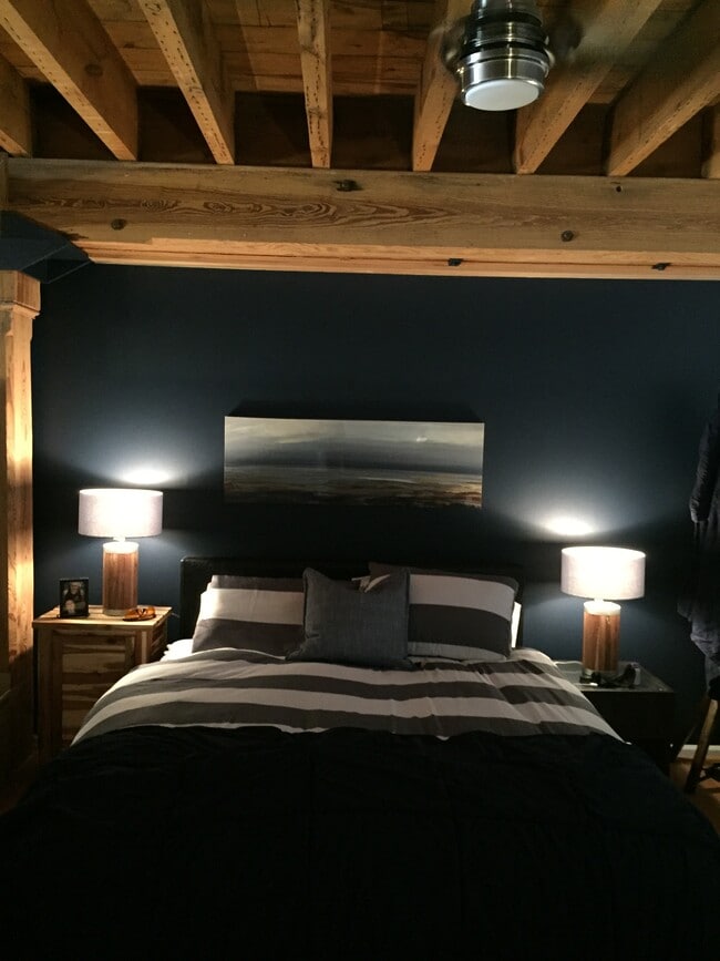 Building Photo - 3201 N Seminary Ave