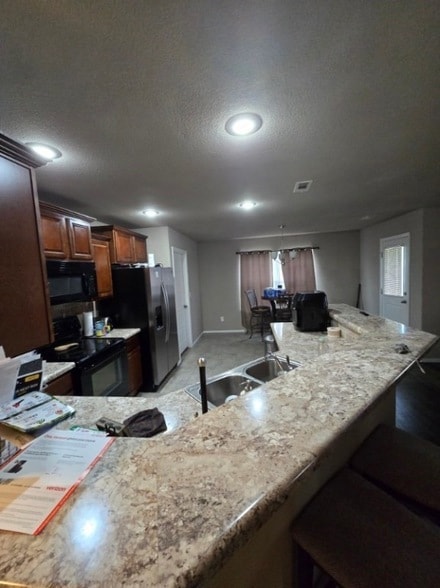 Building Photo - 1302 S Springfield Dr