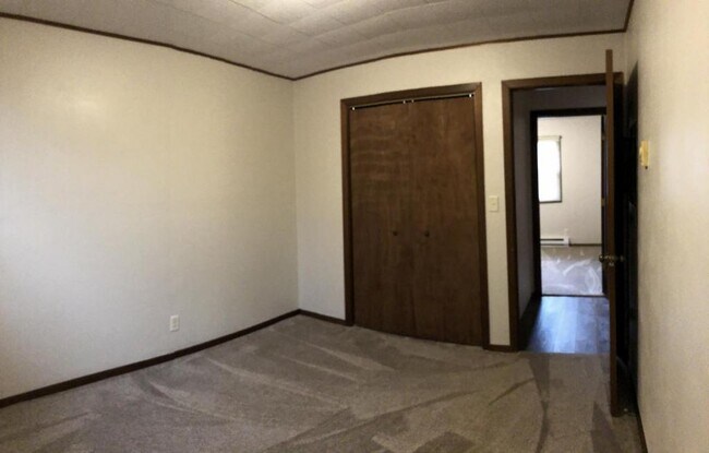 Building Photo - 5693 Whispering Way