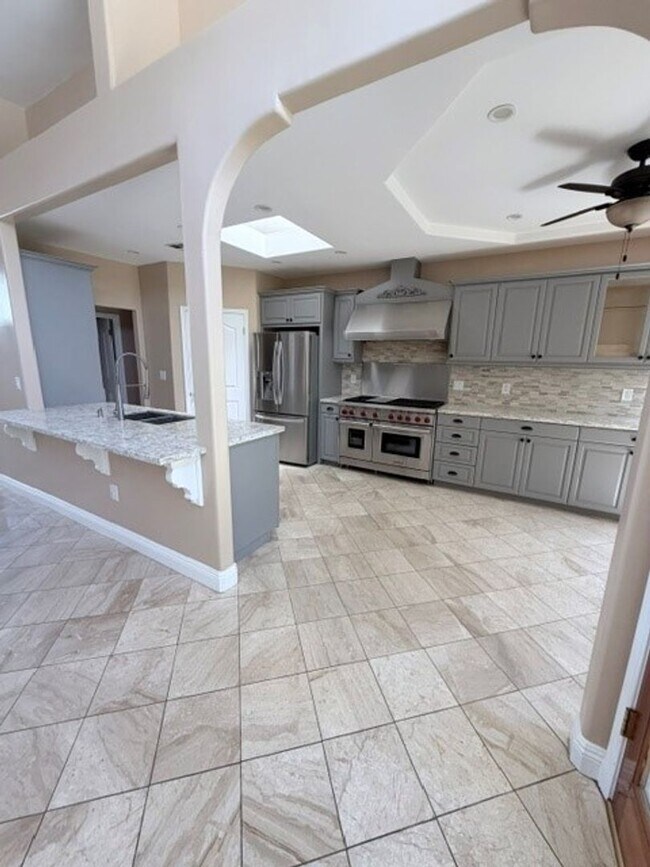 Building Photo - 5009 Glacier Canyon Ct