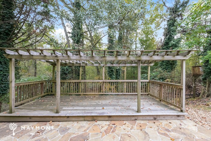 Building Photo - 6523 Silk Tree Pointe